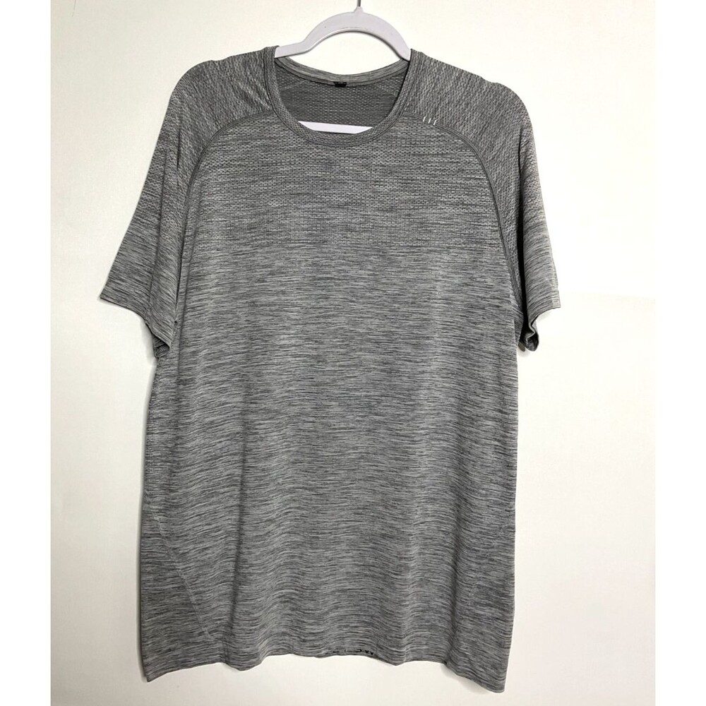Lululemon Metal Vent Tech Shirt Men's Large Gray Short  Sleeve Gym Running Top